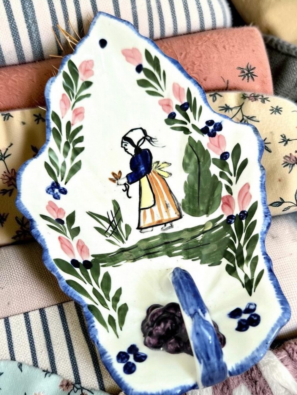Vintage Blue Ridge Pottery Hand painted Celery Candy Dish French Peasant Pattern